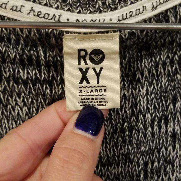 XL Roxy sweater - Picture 2 of 4
